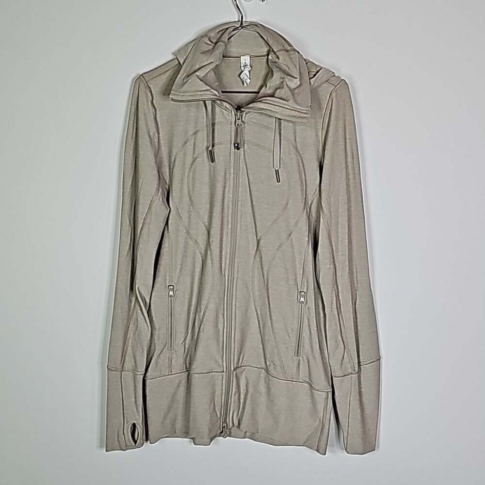 LULULEMON size 6 tan design jacket